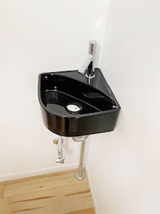 トイレ内　手洗い　水回り