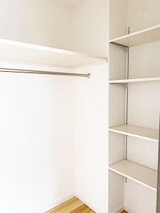 クローク　収納