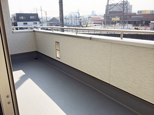株式会社あいホーム:静岡市葵区・I様邸 出巾を広くしたバルコニー