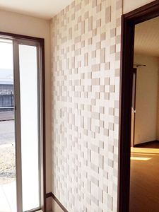 株式会社あいホーム:静岡市葵区・I様邸 エコカラットを貼った玄関