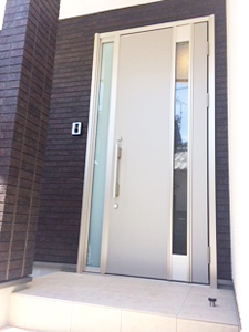 株式会社あいホーム：静岡市葵区建売住宅　玄関