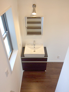 株式会社あいホーム：静岡市葵区建売住宅　洗面台