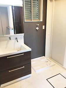 株式会社あいホーム：静岡市清水区分譲住宅　脱衣所