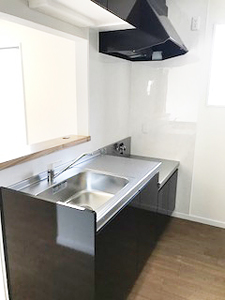 株式会社あいホーム：静岡市葵区・共同住宅　キッチン　台所