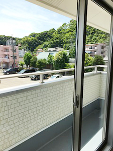 株式会社あいホーム：静岡市葵区・共同住宅　ベランダ