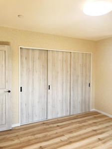 株式会社あいホーム：焼津市K様邸　寝室