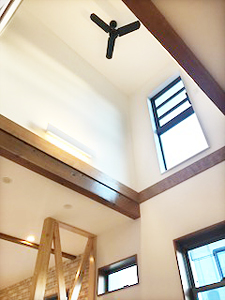 株式会社あいホーム：静岡市清水区T様邸　吹き抜け