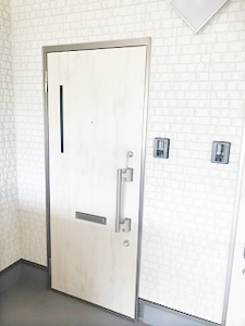 株式会社あいホーム：静岡市清水区・共同住宅　玄関