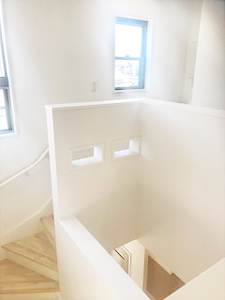 株式会社あいホーム：焼津市O様邸　階段