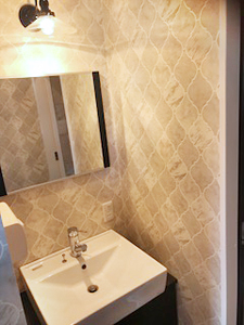 株式会社あいホーム：静岡市葵区・事業所　洗面所