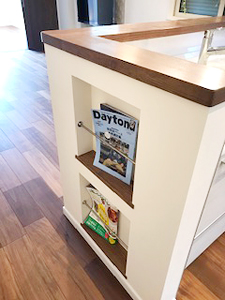 株式会社あいホーム：藤枝市I様邸　マガジンラック