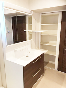 株式会社あいホーム：藤枝市I様邸　脱衣所