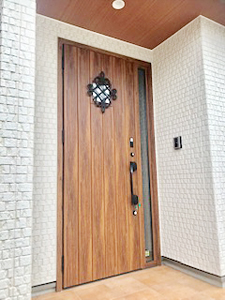 株式会社あいホーム：葵区建売住宅　玄関