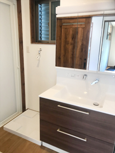 株式会社あいホーム：静岡市葵区・S様邸　脱衣所