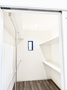 株式会社あいホーム：静岡市葵区・A様邸　2階収納