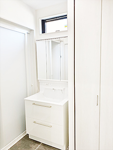 株式会社あいホーム：静岡市葵区・A様邸　脱衣所