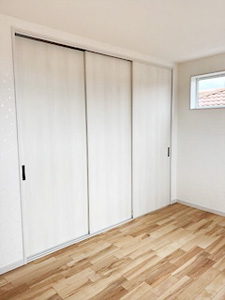 株式会社あいホーム：藤枝市・S様邸　2F寝室