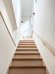 株式会社あいホーム：静岡市葵区・A様邸　階段