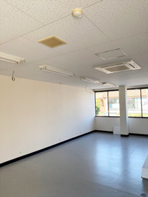 株式会社あいホーム：ビフォアーアフター　松陰塾　城北校　改装前フロア